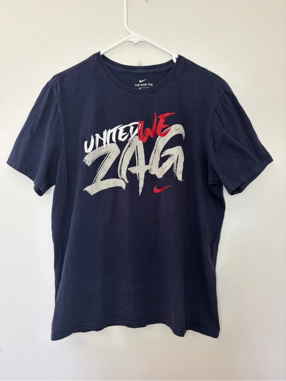 Nike Gonzaga Bulldogs United We Zag Graphic T-Shirt Men’s L Navy